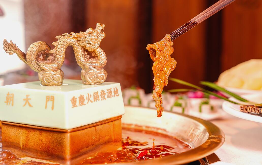 看熊猫，吃火锅，秋天的四川，就该这样玩！